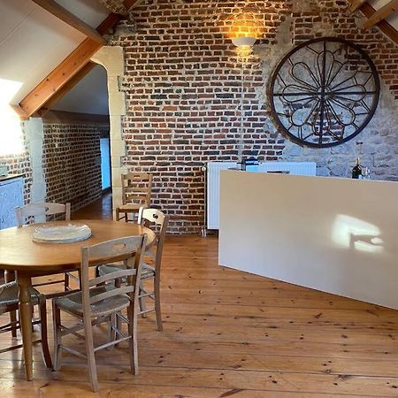Charmant Appartement Dans Une Ancienne Ferme Nivelles Eksteriør bilde