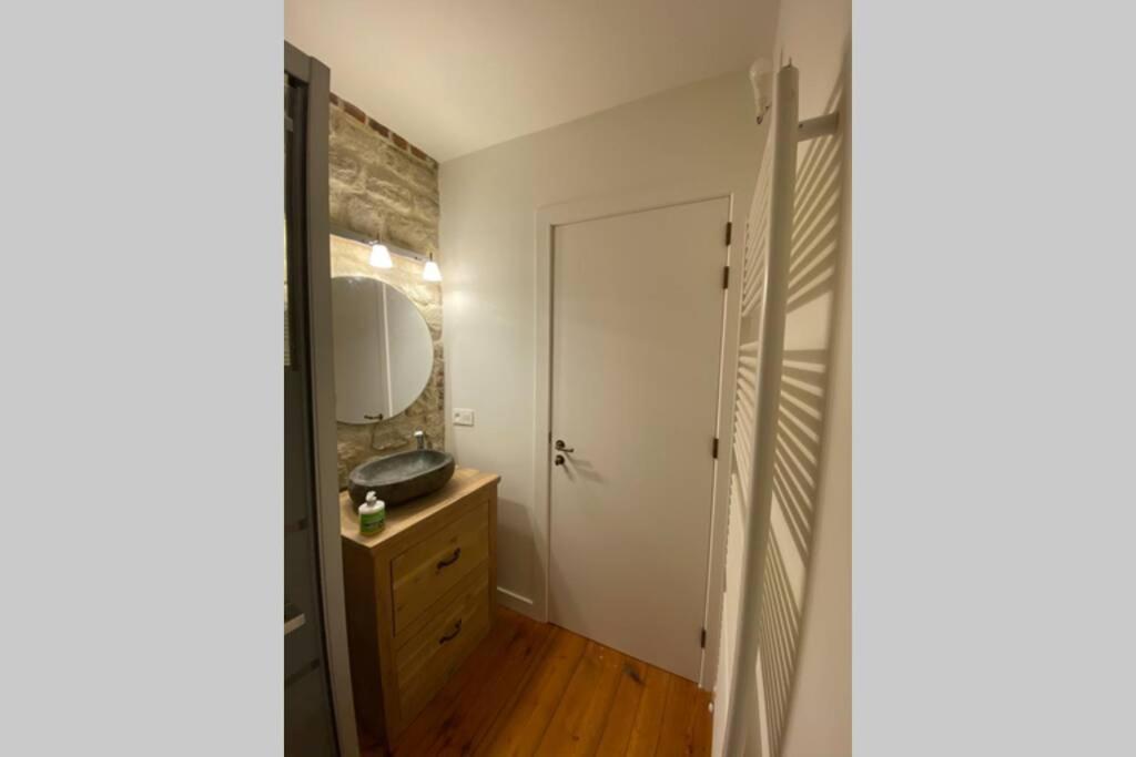 Charmant Appartement Dans Une Ancienne Ferme Nivelles Eksteriør bilde
