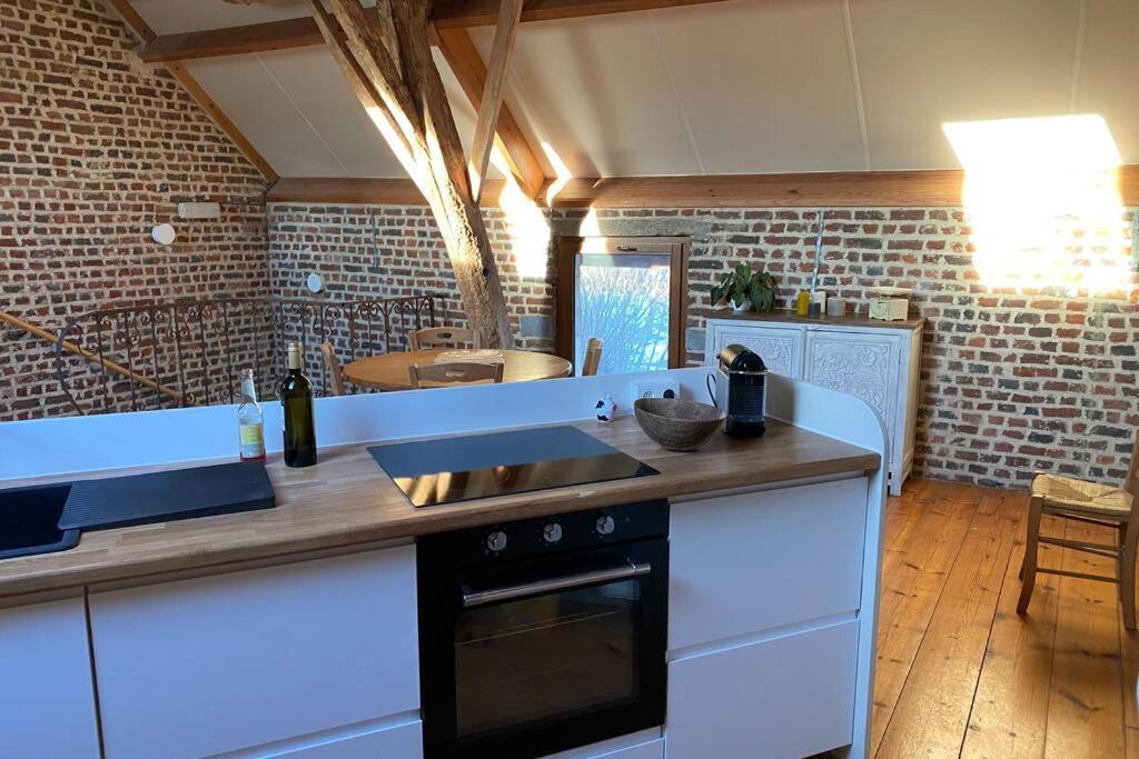 Charmant Appartement Dans Une Ancienne Ferme Nivelles Eksteriør bilde